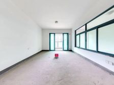 雅居乐高端小区稀缺三房赠送目前多