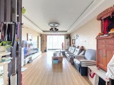 必看好房 九龙山庄二区 中间位置有电梯 南客厅全天采光无遮挡