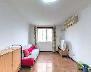 理想家园 近地 铁 商品房2013年新建社区 中层采光无遮挡