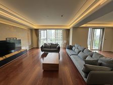 降价300万急售!261平3房!带大阳台!看小区和新天地景观