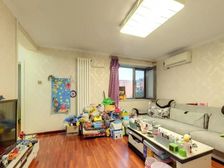 兴都苑 新改造社区 大两居 有装修拎包住 通透明厅户型 税少