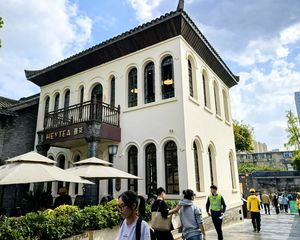 宽窄巷子网红独栋(喜茶 年租58万)35米开间 千万旅游人群