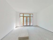 三层大别墅,核心地段必须看房,老业主委托 500 出售