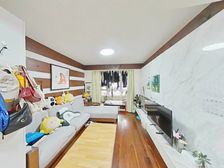 业主出国|商品房|南北通透|花园位置|轻轨旁边