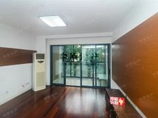 品质小区带产权车位一梯2户南北通版式二房,