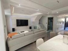 地铁口800米,叠加别墅出售,南北通透,在南北花园。