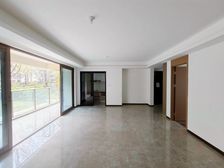 中央公园端户大花园精装4房 花园100多平