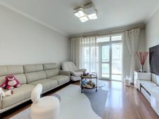 小区停车方便,内环地铁口,纯商品房小区