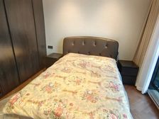 万科翡翠都会+B蜀陪房+全屋地暖+精装修+拎包入住