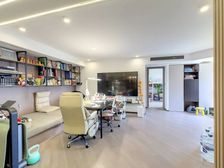 地铁口,金桂苑(徐汇)精装3房,拎包入住。