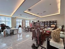 开发区 中山尚郡200平 带隔断家具 慧谷盛和