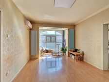 隆盛园 1室1厅 62.7平