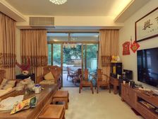 中山温泉高尔夫旁 雅居乐御龙山别墅 天然大氧吧 适合度假养老