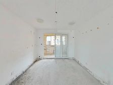 地铁口,浦东外国语,电梯高层,位置好带地下车库!