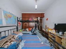 一楼带院子,业主诚意出,位置安静