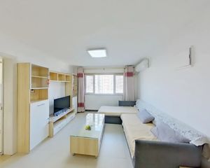 科技园区 · 万科蓝 · 满五年只有契税,精装,有钥匙