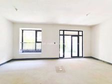 保利和唐悦色 4室2厅1卫 毛坯 385万元