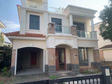 卧龙山花园纯独栋别墅中空毛坯户型 超大花园