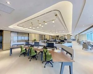北苑路北 单价2万半层 各付各税 可以清租