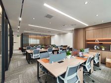 10号线四川北路站上盖,精装修带家具,90平起租,拎包办公