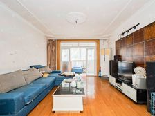 难得一见!50 到地铁口 百变装修,全明3房,小区中心位置!