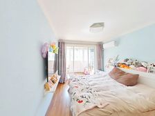 五莲路 文峰附近小两房 中间楼层 诚意出售