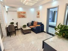 婚装30万全送,五莲路地铁口,近文峰广场,小区中心位置,诚售