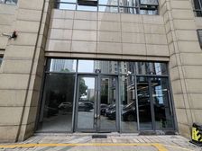 开发商直租高新区三方大厦1278.50平米低楼层出租!