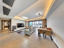 不靠马路高区全天采光年轻婚房家具家电齐全拎包入住