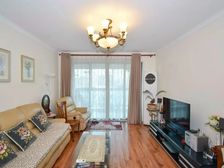 宏润国际花园 飞机户型南北通两房 带产权车位 小区优质户型