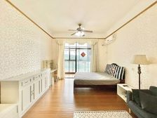 临深单间 户型方正 朝南户型 单身或小两口过渡皆可