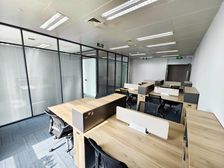 正对电梯(阳面)双地铁口丨精装办公看海河 好停车另京津国际