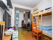 龙漕路地,铁口,南北边套全明 三线交汇 出行便利 配套齐全