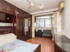 周家湾小区,售后公房满五年,中间楼层南北通采光好,看房方便