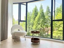 不想装修的看过来 电梯房三开间朝南 可以提前交房 接受动迁户