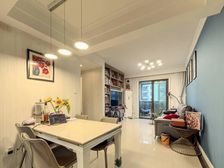 高区朝南诚意出售主推房一口价次新小区保养好