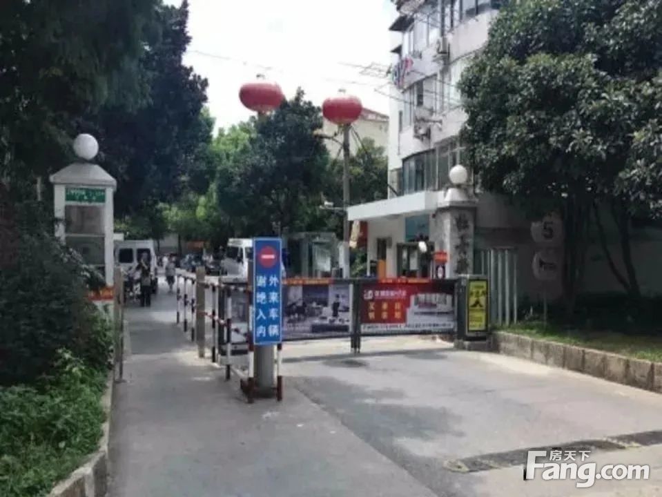 小区相关图