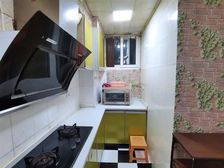 渝中大厦精装三居 满五住宅 147平仅260万