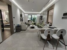 地铁昌平线北邵洼站,配套齐全,精装小三居,适合刚需,梧桐山语