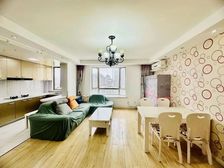 05年品质小区!低于同户型50W!两梯三户!老业主委托 !!