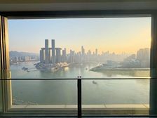 长嘉汇两江峯 停车方便 交通便利 医疗配套成熟 豪华设计