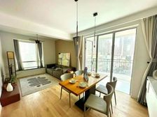 浦西高端品质豪宅 带固定车位 房东急售降100W 板式南北通