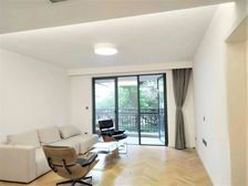 (带车位)一梯两户 得房率高 看房方便 业主诚意 满五少税!