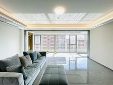 龙湖天街 好楼层 精装修 南北通透 四居室 有车位地下室