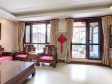 富力华庭苑西区 5室1厅 268.5平