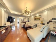 大裤衩南边 御湖熙岸东区 别墅区里面的洋房 精装四房 诚心卖