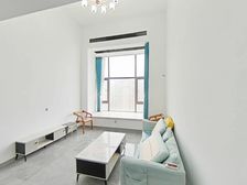 地铁口 合景峰汇一期 南向买一层送一层精装四房 满二顶层户型