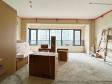 新上! 金辉云缦长滩 洋房 横厅三房 树景房 门口轻轨