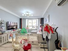 2003年商品房 全明户型 精装修 拎包入住 停车无忧