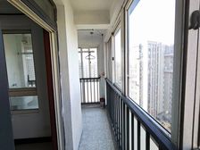 交通便捷 大两居 临地铁 商品住宅 南北通透 精装好房